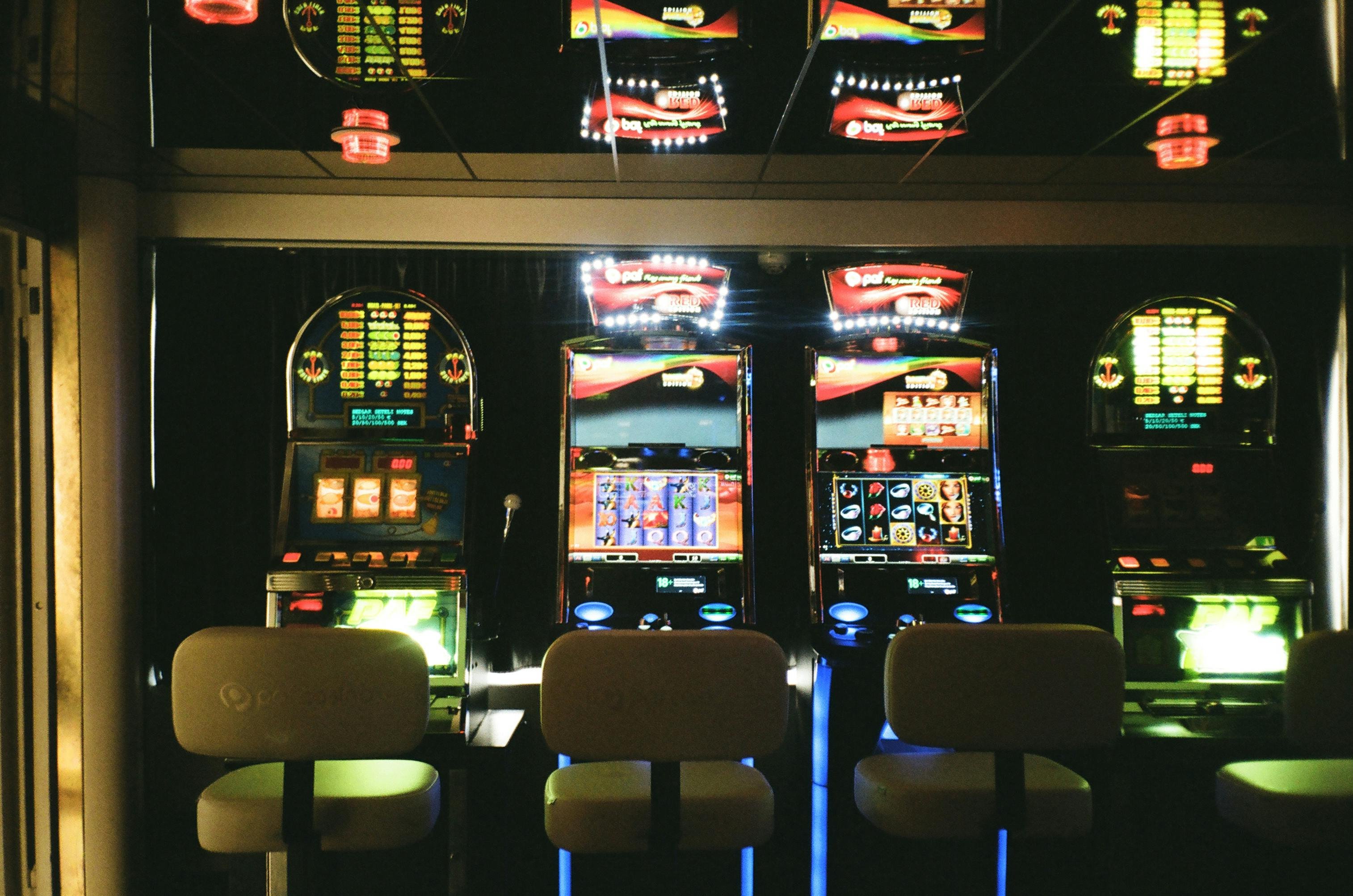 Filipino player enjoying online bingo games on time2bet mobile